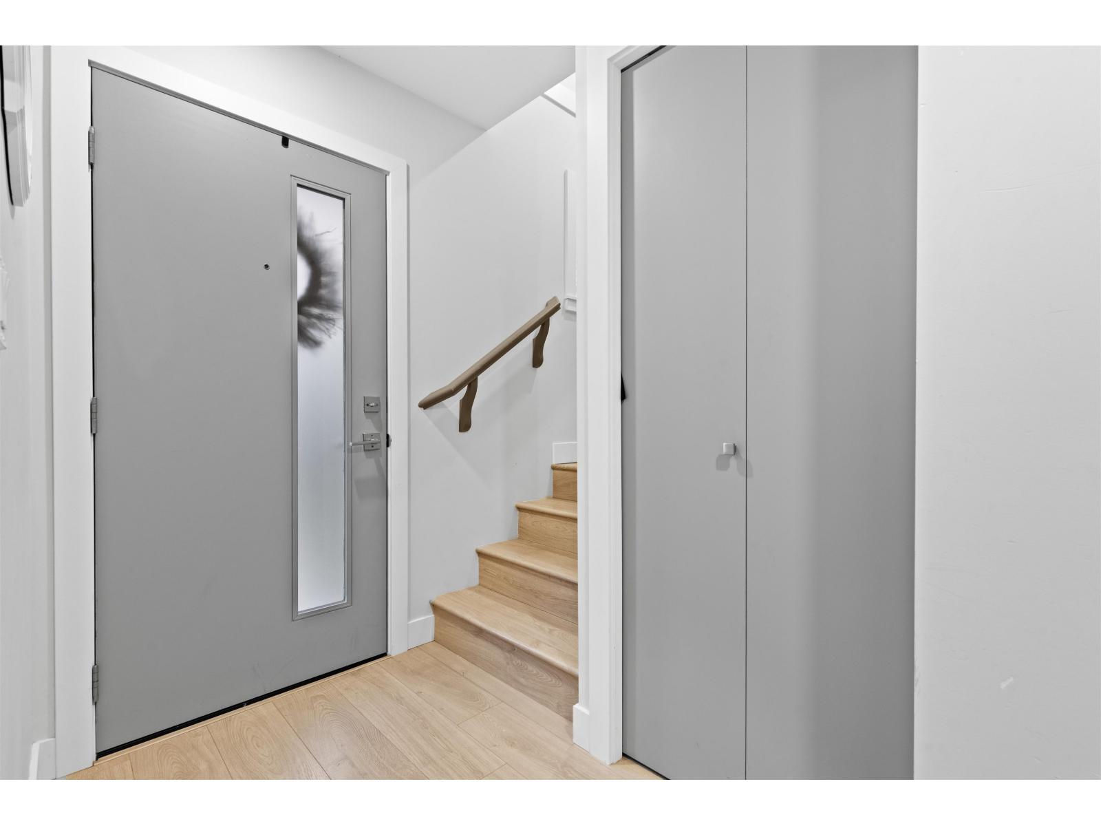 211 46150 Thomas Road|Vedder Crossing, Chilliwack, BC - Indoor Photo Showing Other Room