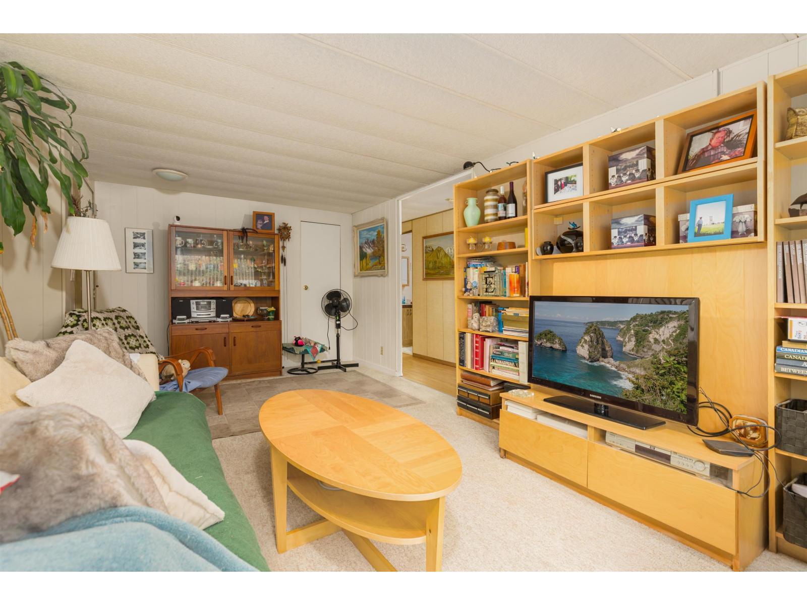 2161 Martens Street, Abbotsford, BC - Indoor