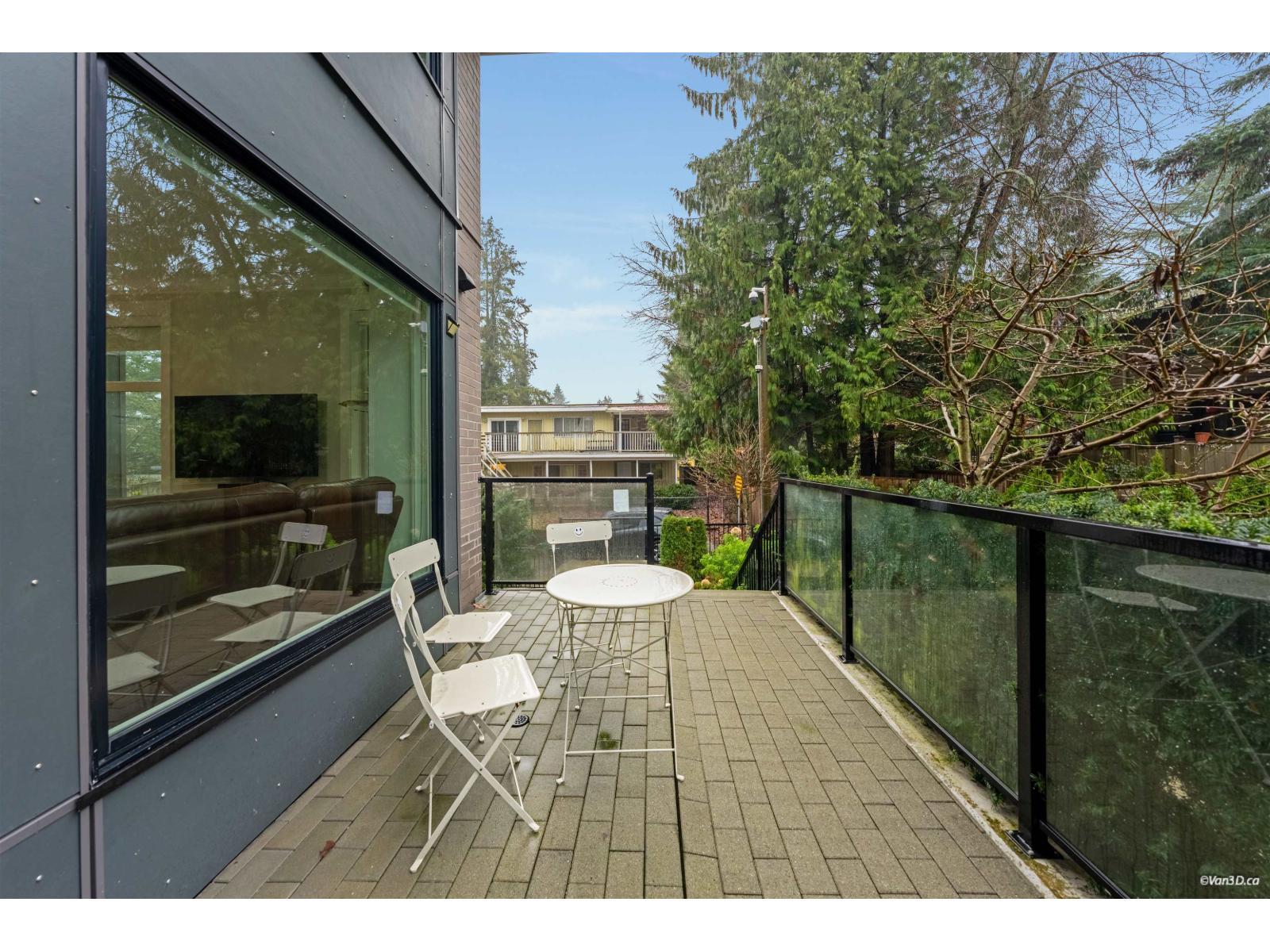 207 13799 101 Avenue, Surrey, BC - Outdoor With Exterior