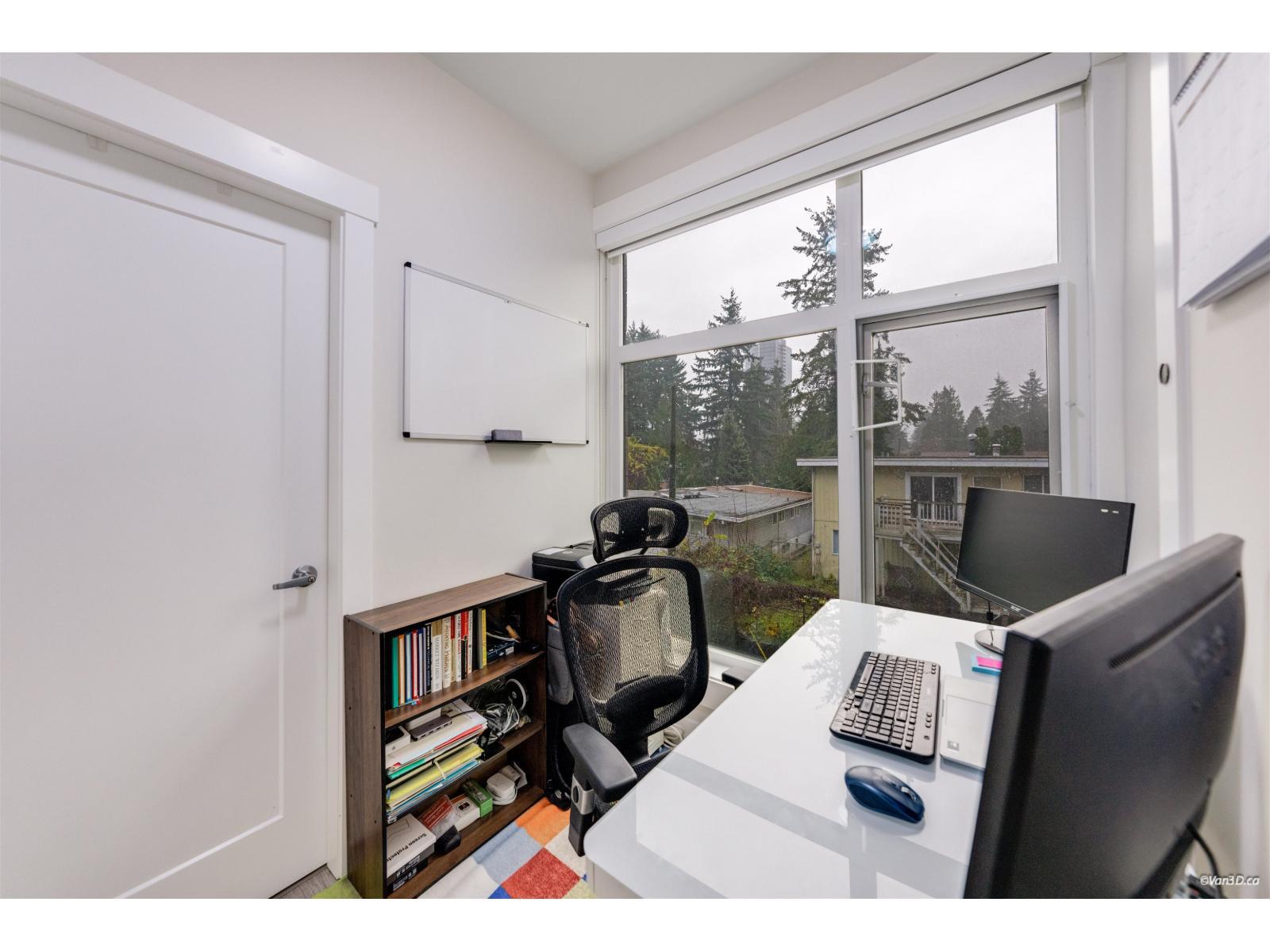 207 13799 101 Avenue, Surrey, BC - Indoor Photo Showing Other Room