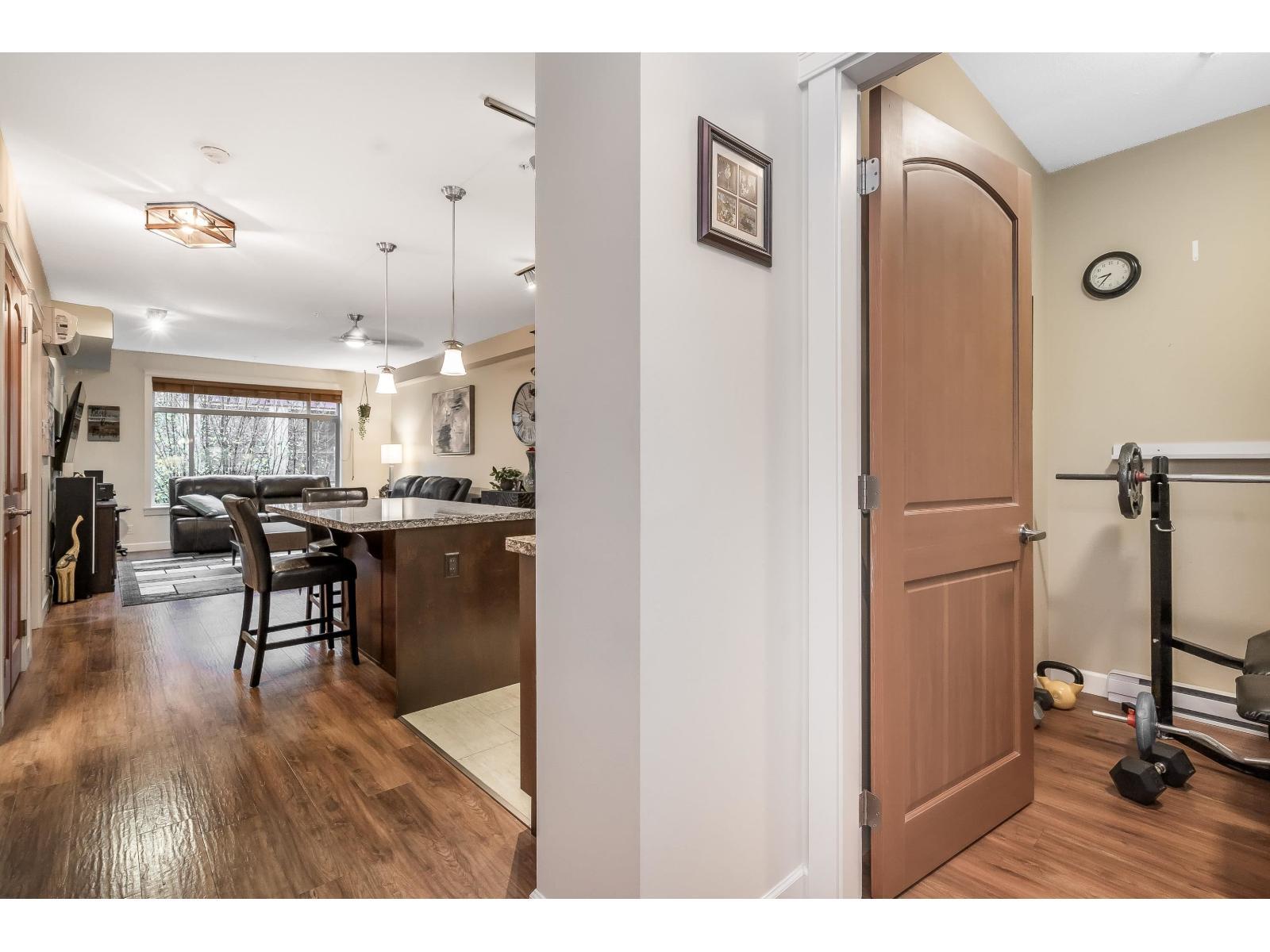 357 8258 207A Street, Langley, BC - Indoor