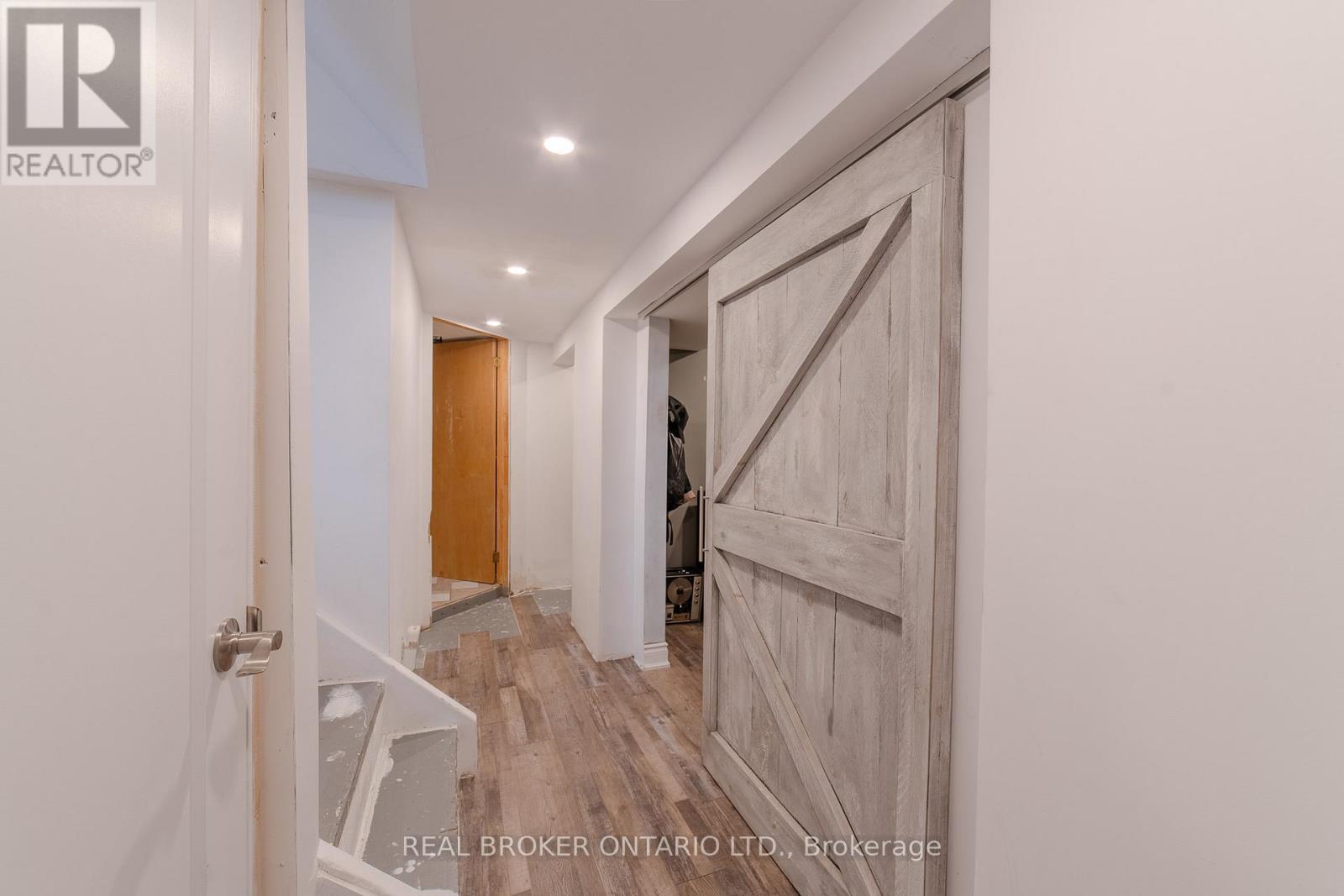 66 Maitland Street, Thorold, ON - Indoor Photo Showing Other Room