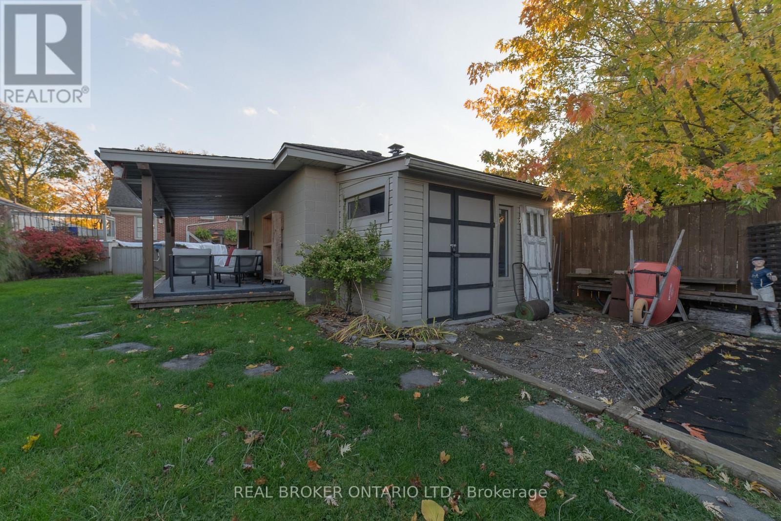 66 Maitland Street, Thorold, ON - Outdoor