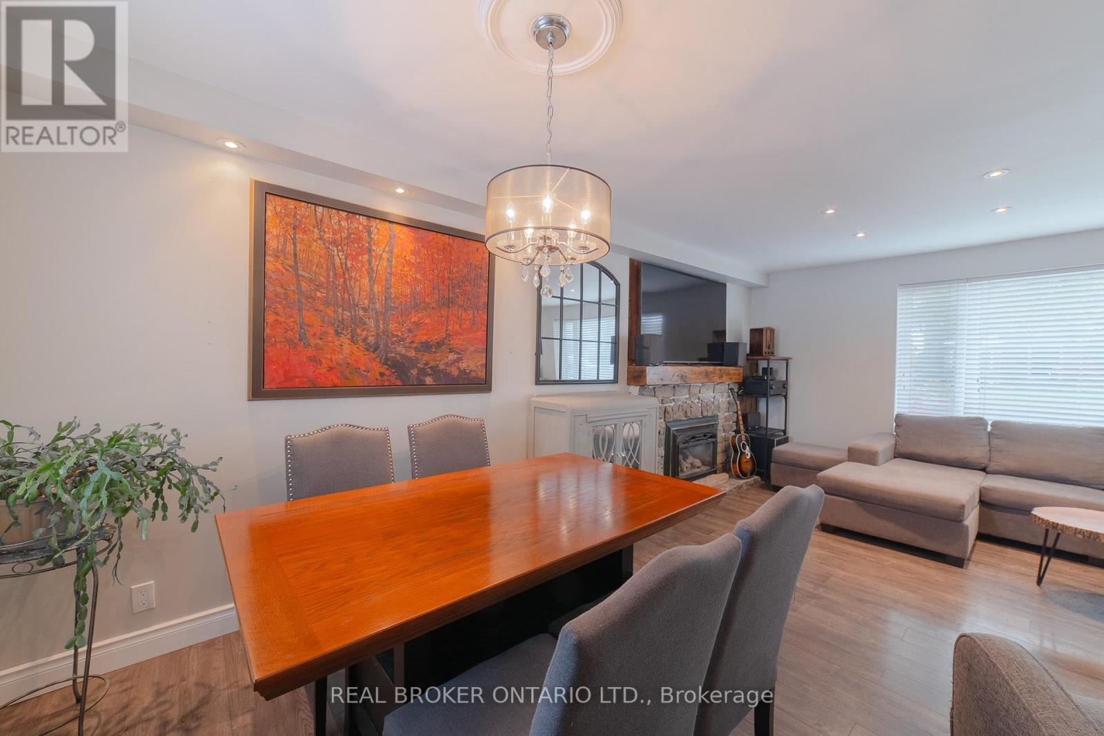 66 Maitland Street, Thorold, ON - Indoor Photo Showing Dining Room With Fireplace