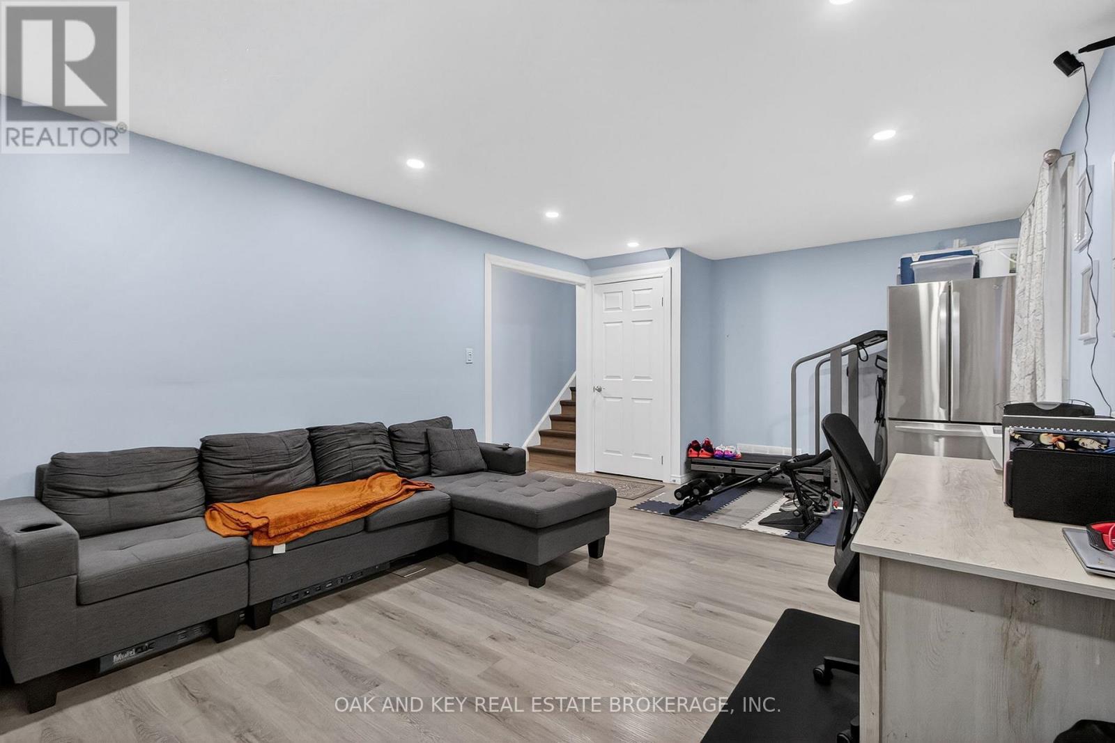 86 Chestnut Drive, Chatham-Kent (Chatham), ON - Indoor