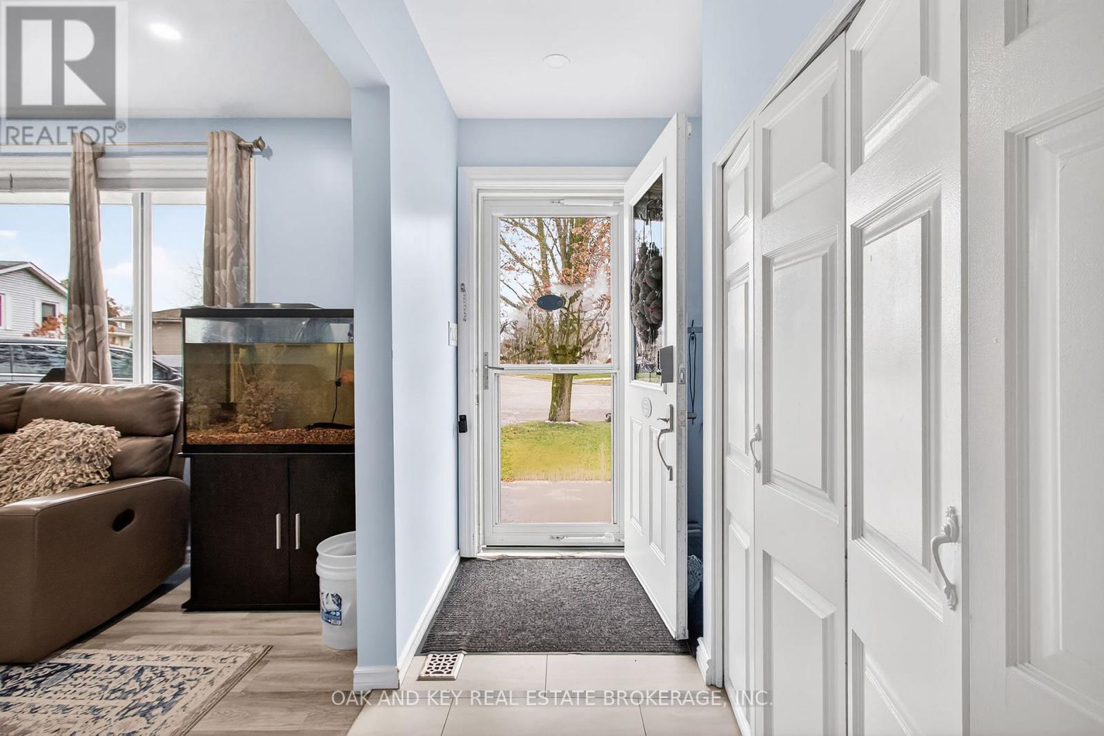 86 Chestnut Drive, Chatham-Kent (Chatham), ON - Indoor Photo Showing Other Room