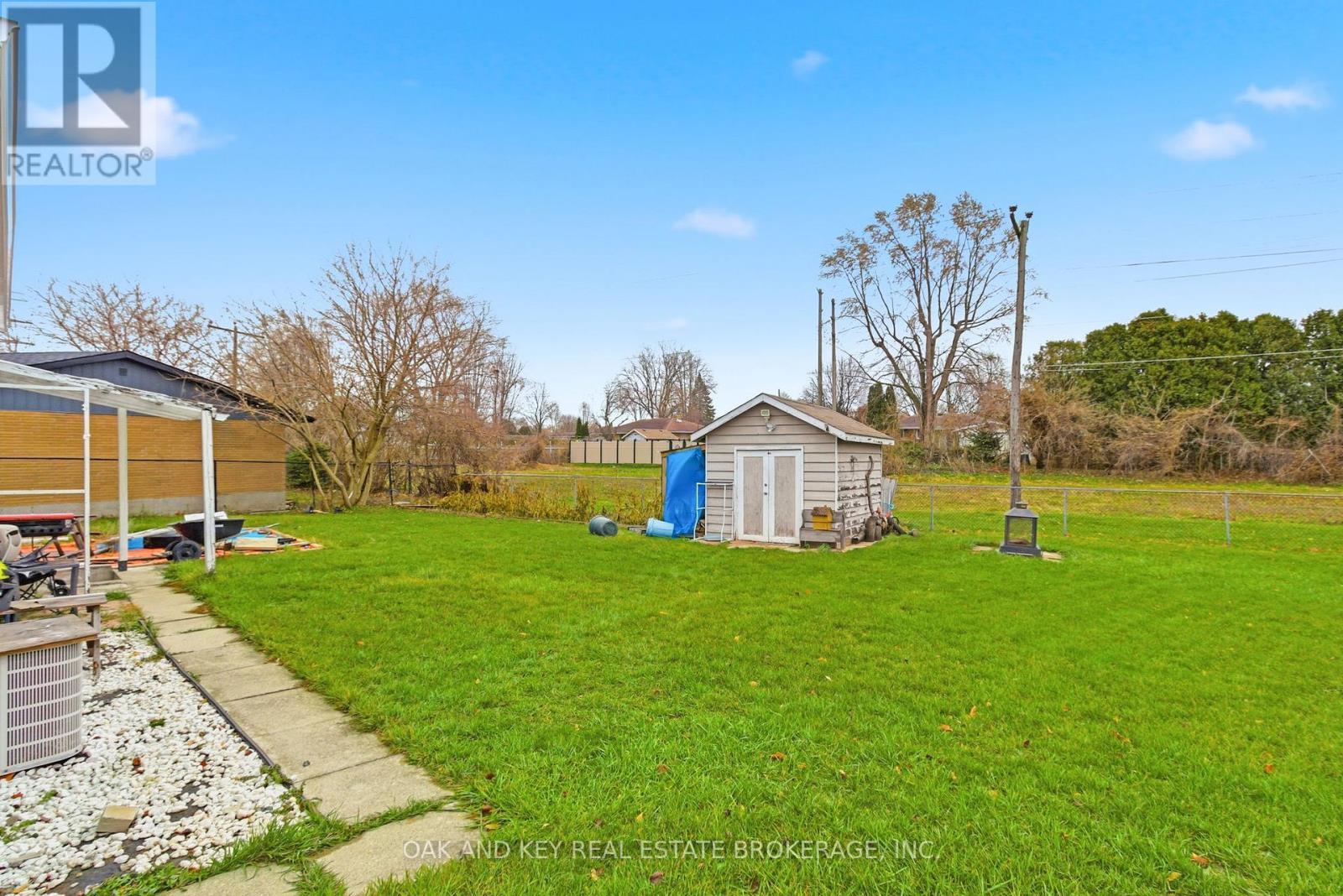 86 Chestnut Drive, Chatham-Kent (Chatham), ON - Outdoor