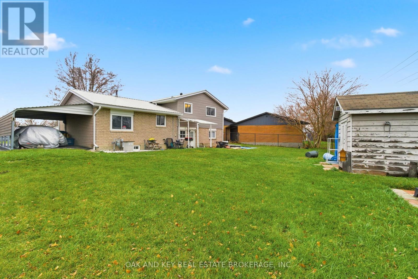 86 Chestnut Drive, Chatham-Kent (Chatham), ON - Outdoor