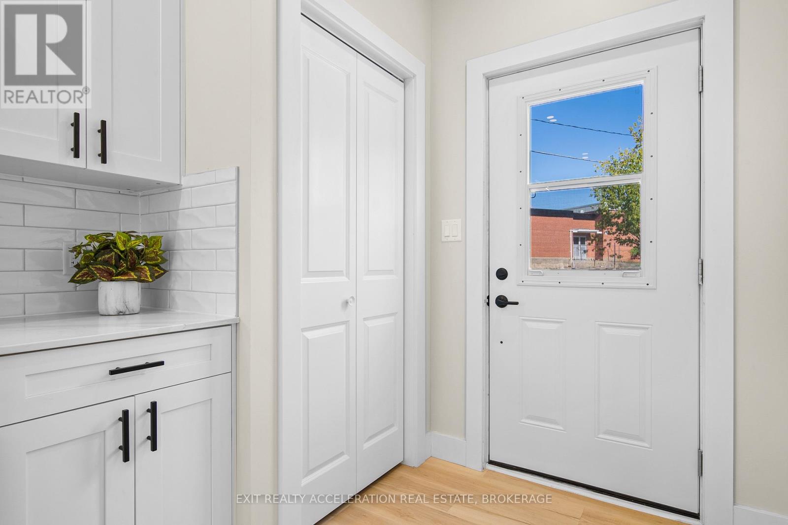 213 Belleville Road, Greater Napanee (Greater Napanee), ON - Indoor Photo Showing Other Room