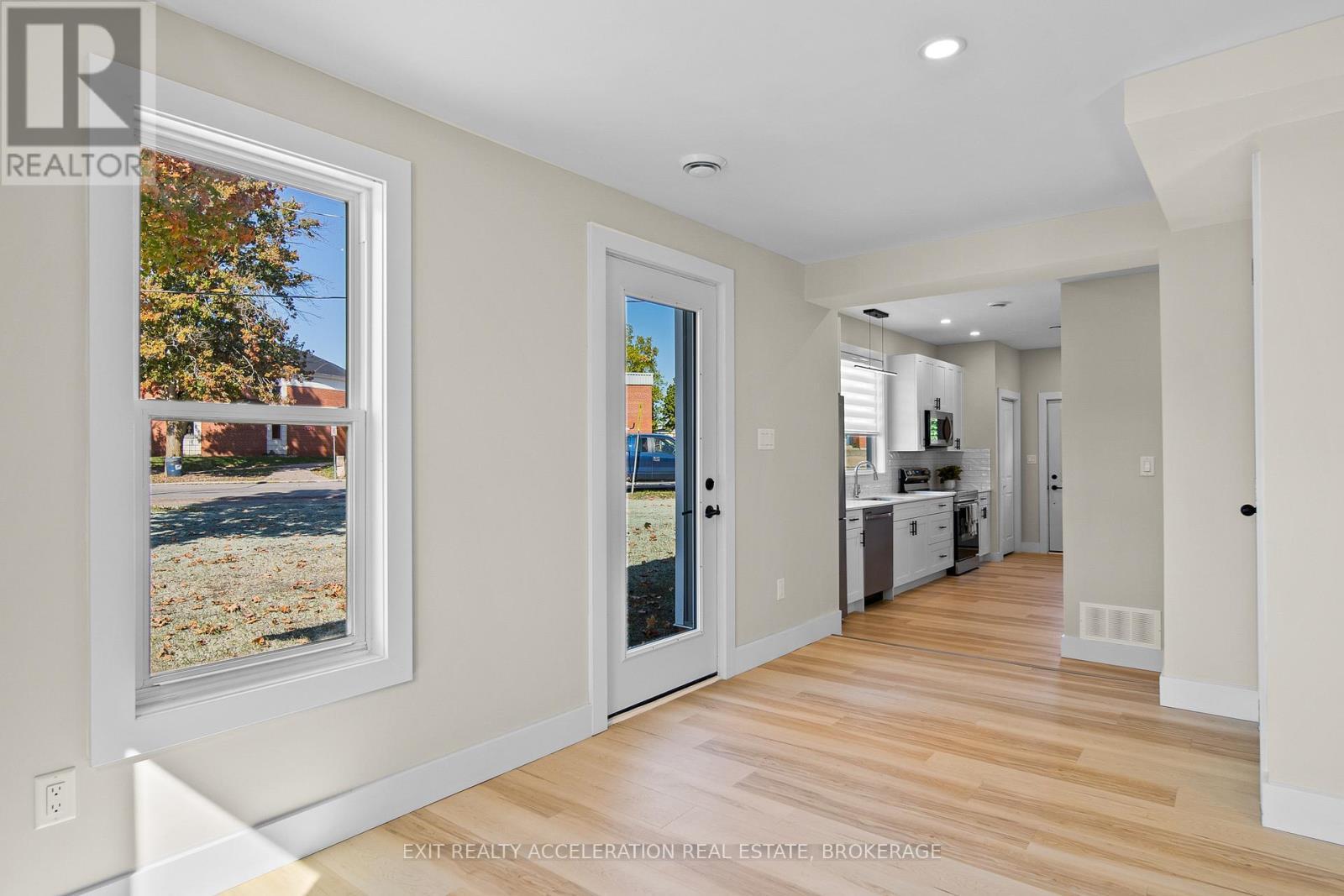 213 Belleville Road, Greater Napanee (Greater Napanee), ON - Indoor Photo Showing Other Room