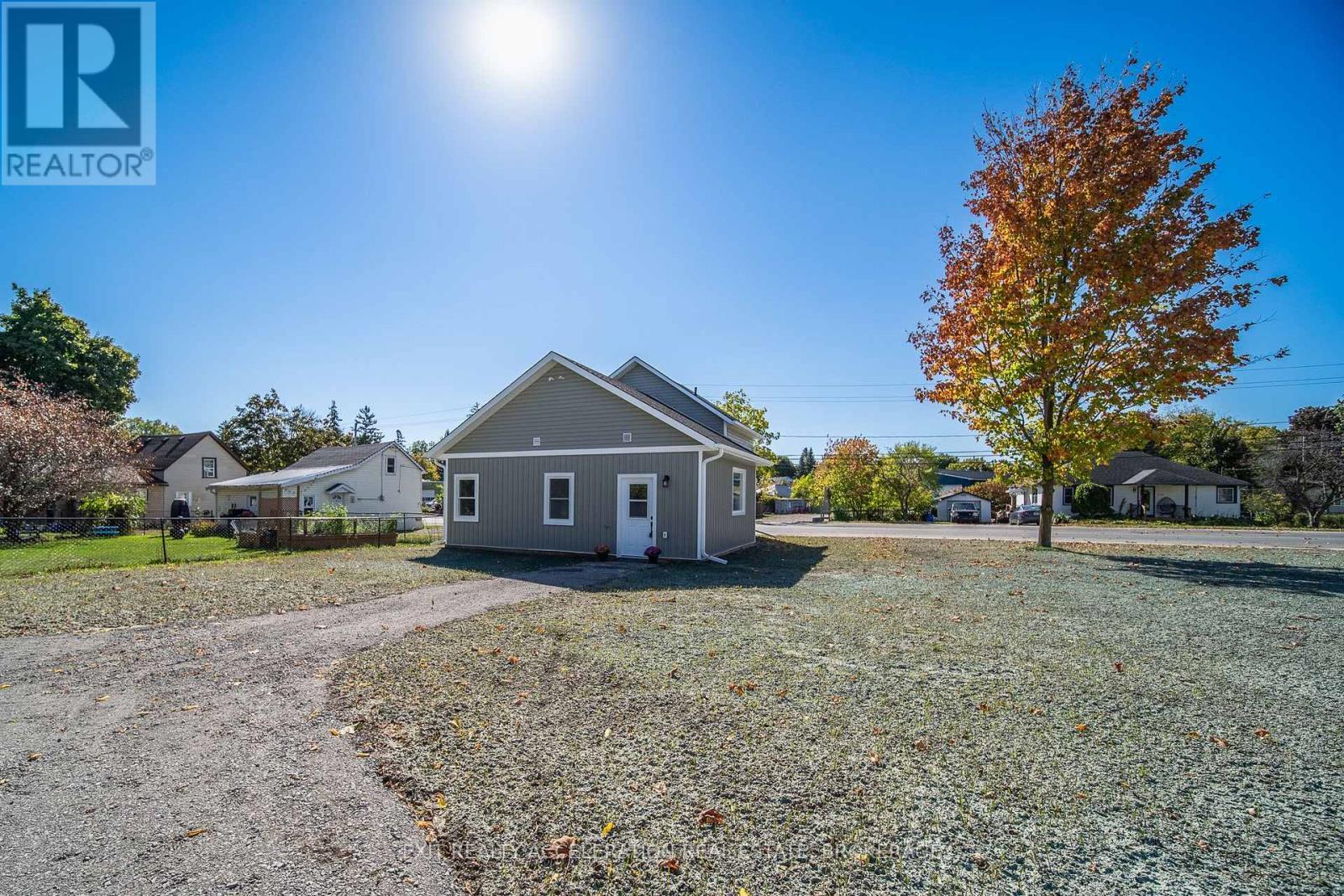 213 Belleville Road, Greater Napanee (Greater Napanee), ON - Outdoor