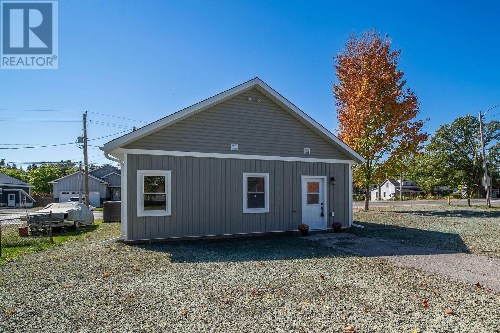 213 Belleville Road, Greater Napanee (Greater Napanee), ON - Outdoor