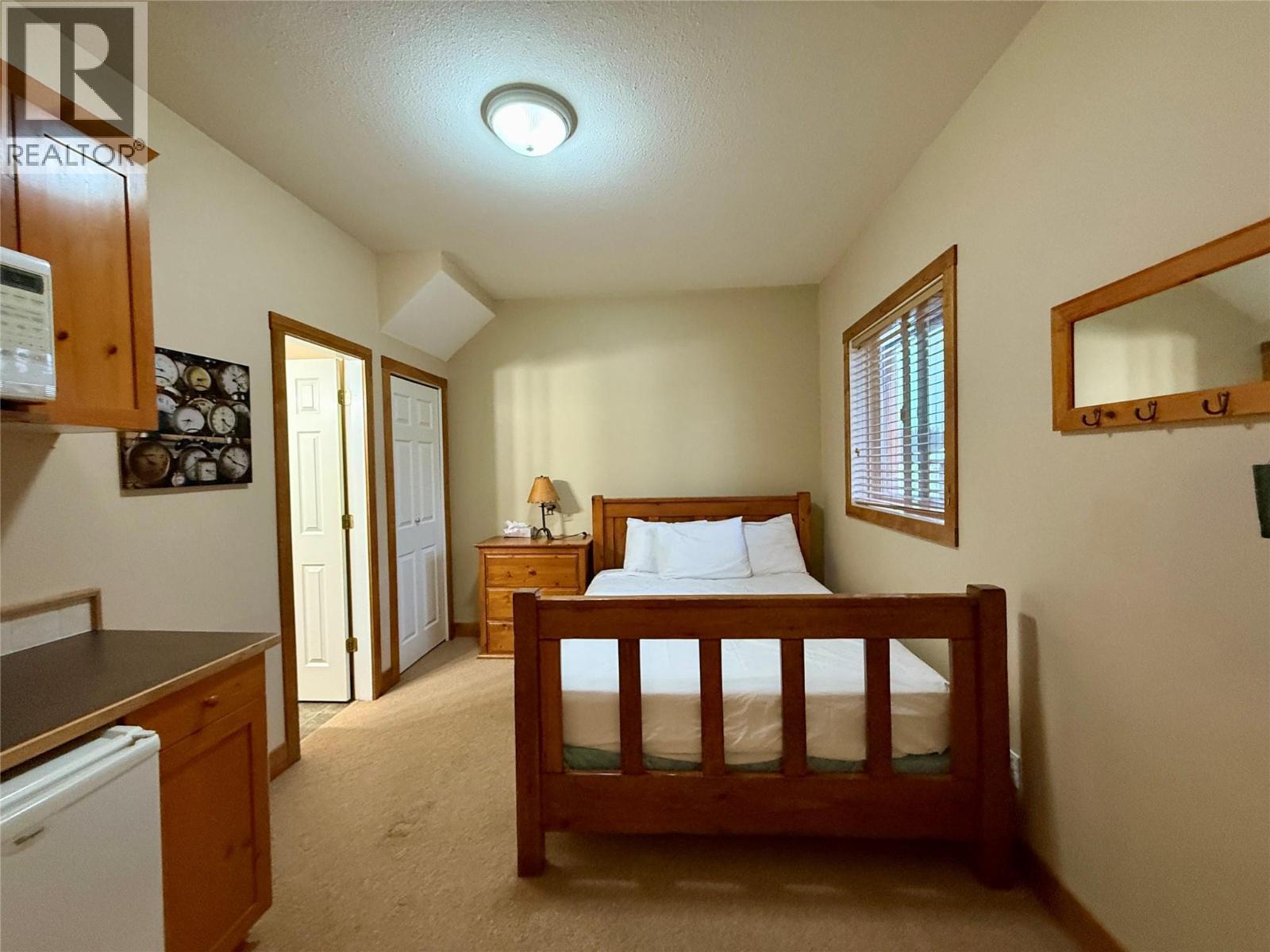 300 Stemwinder Drive Unit# 210, Kimberley, BC - Indoor Photo Showing Bedroom