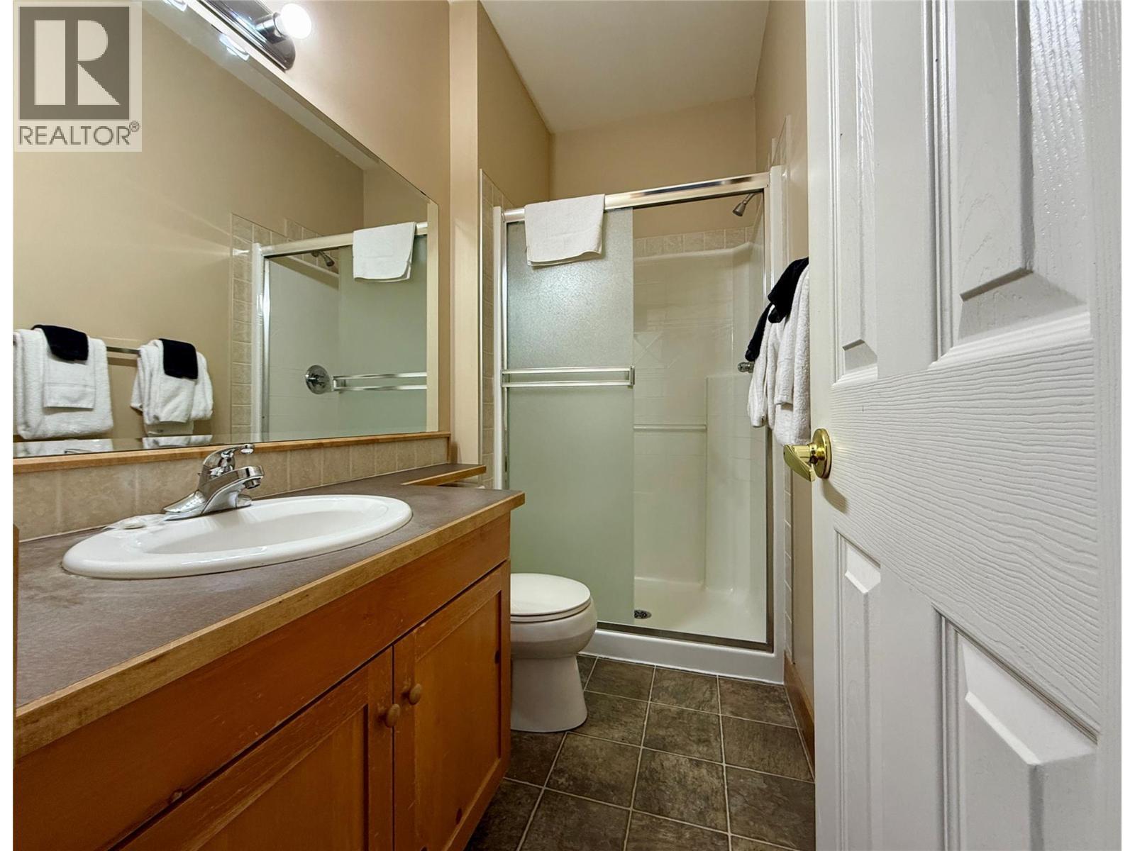 300 Stemwinder Drive Unit# 210, Kimberley, BC - Indoor Photo Showing Bathroom