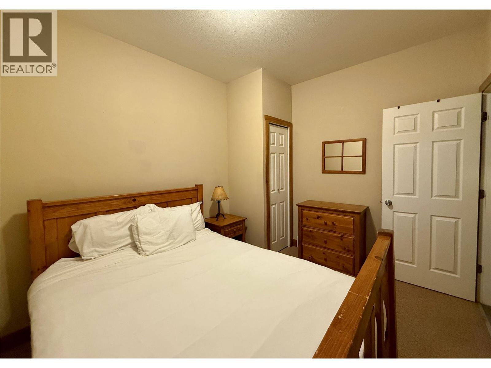 300 Stemwinder Drive Unit# 210, Kimberley, BC - Indoor Photo Showing Bedroom