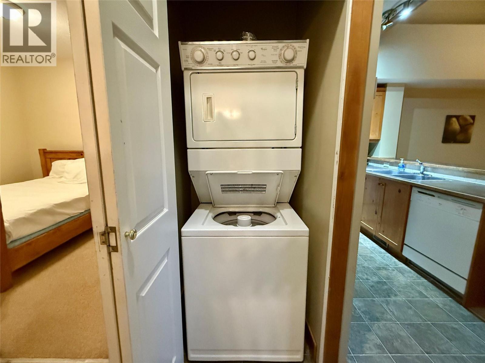 300 Stemwinder Drive Unit# 210, Kimberley, BC - Indoor Photo Showing Laundry Room