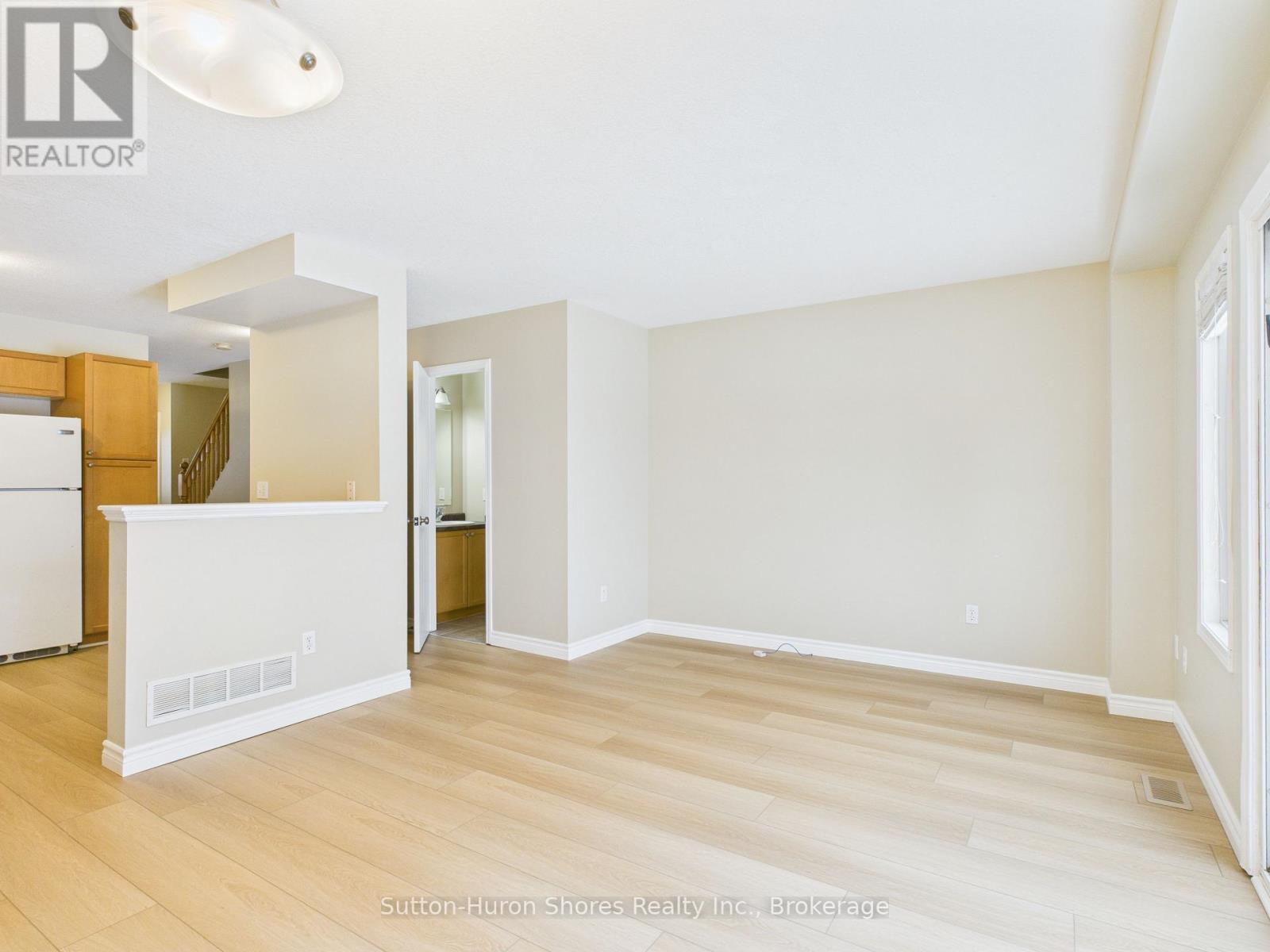 2 - 409 Joseph Street, Saugeen Shores, ON - Indoor