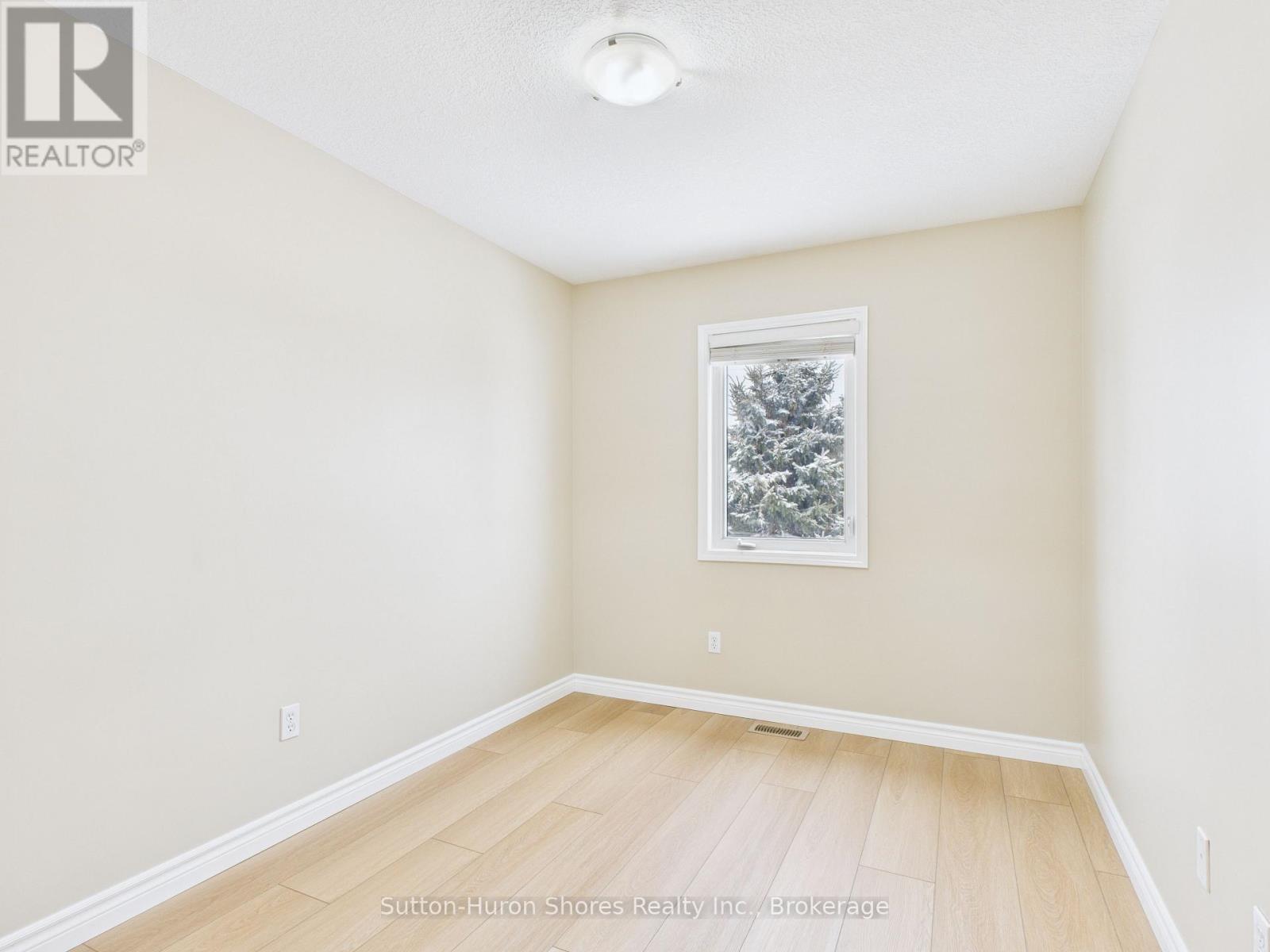 2 - 409 Joseph Street, Saugeen Shores, ON - Indoor Photo Showing Other Room