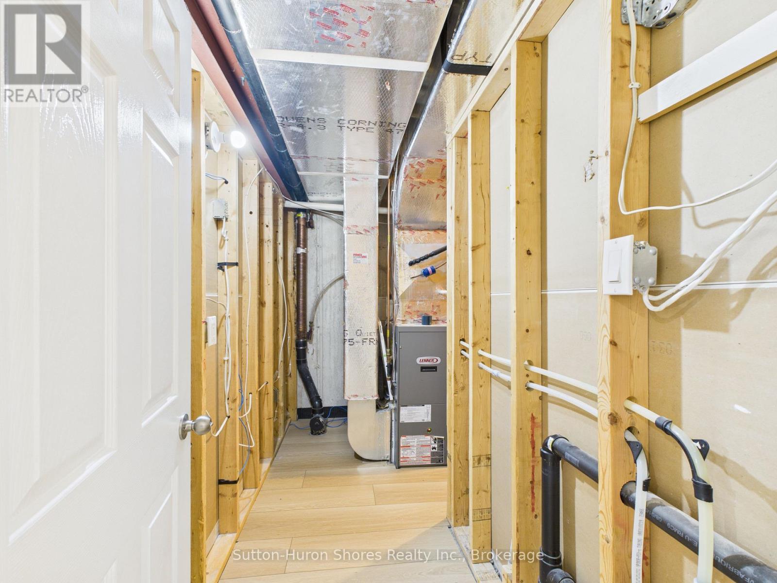 2 - 409 Joseph Street, Saugeen Shores, ON - Indoor