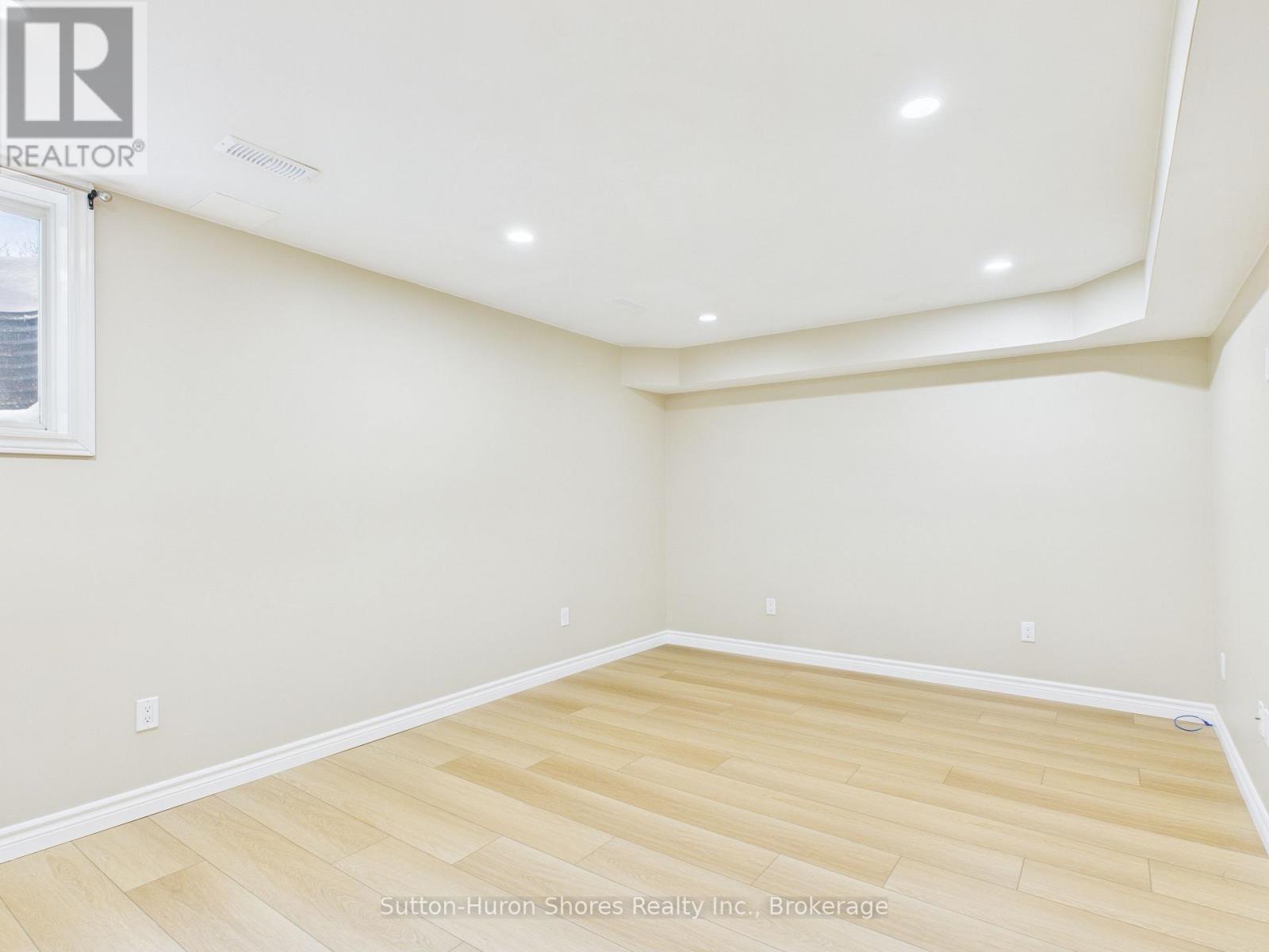 2 - 409 Joseph Street, Saugeen Shores, ON - Indoor Photo Showing Other Room