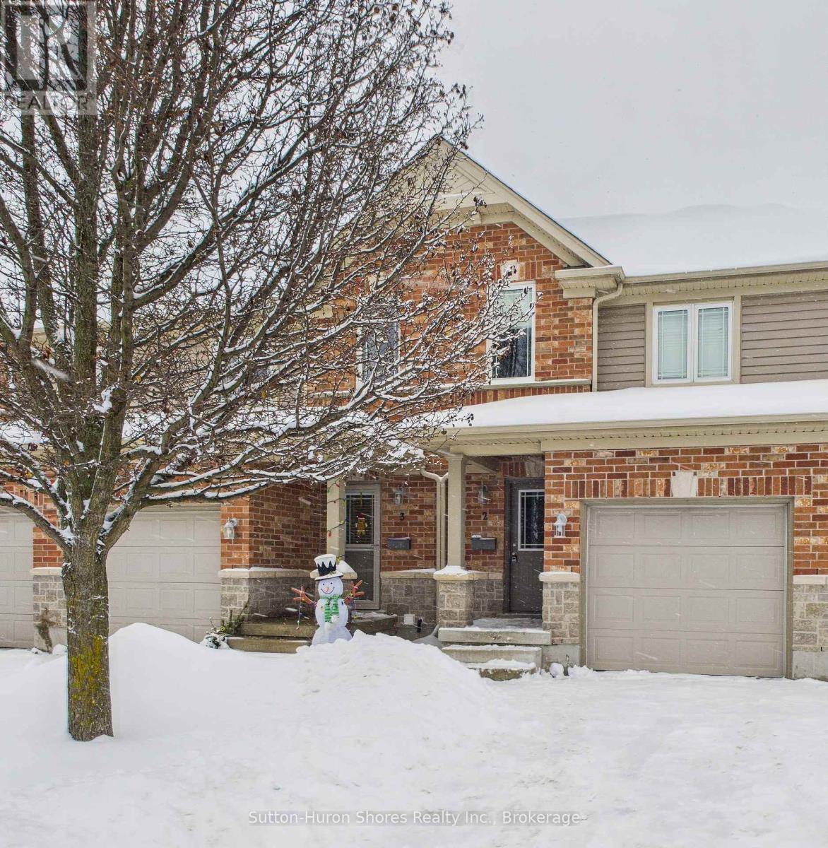 2 - 409 Joseph Street, Saugeen Shores, ON - Outdoor