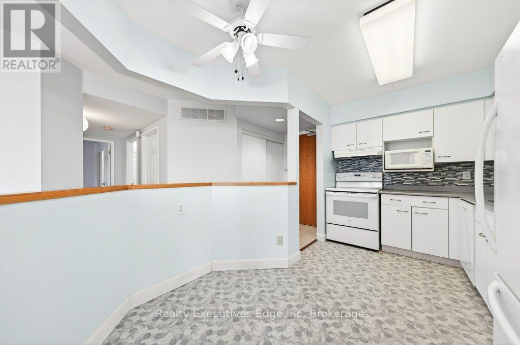 306 - 208 Silvercreek Parkway N, Guelph (Junction/Onward Willow), ON