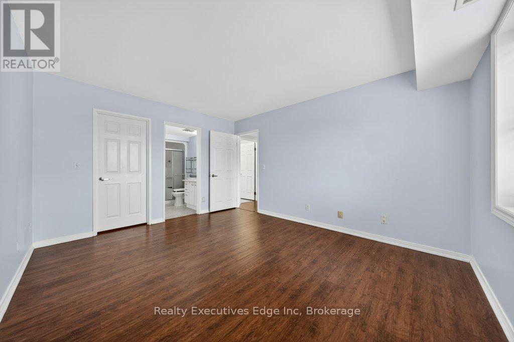 306 - 208 Silvercreek Parkway N, Guelph (Junction/Onward Willow), ON