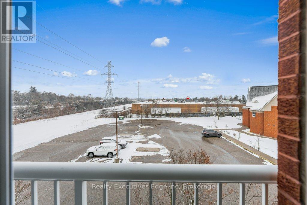 306 - 208 Silvercreek Parkway N, Guelph (Junction/Onward Willow), ON