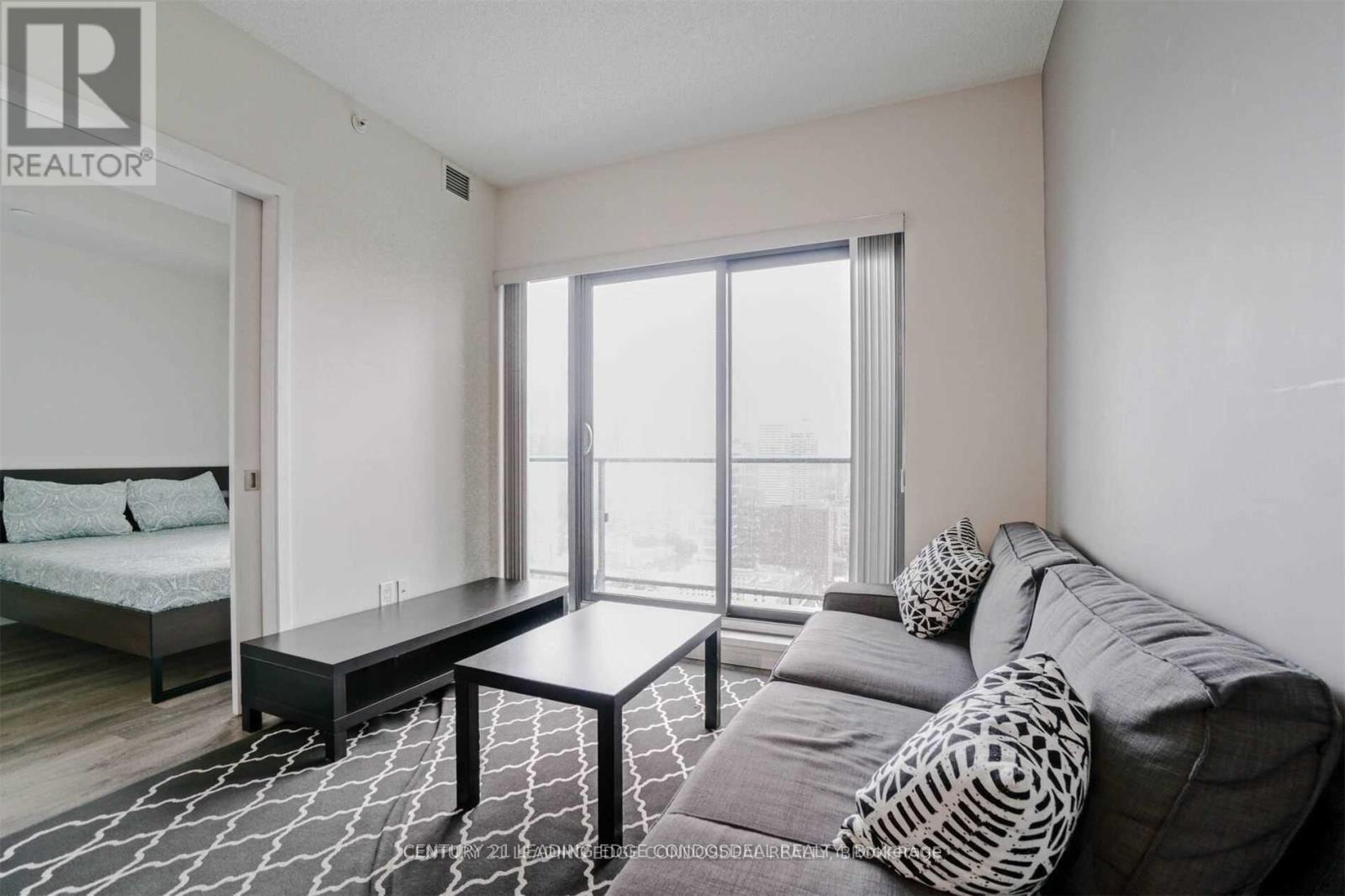 3408 - 159 Dundas Street E, Toronto, ON - Indoor Photo Showing Living Room