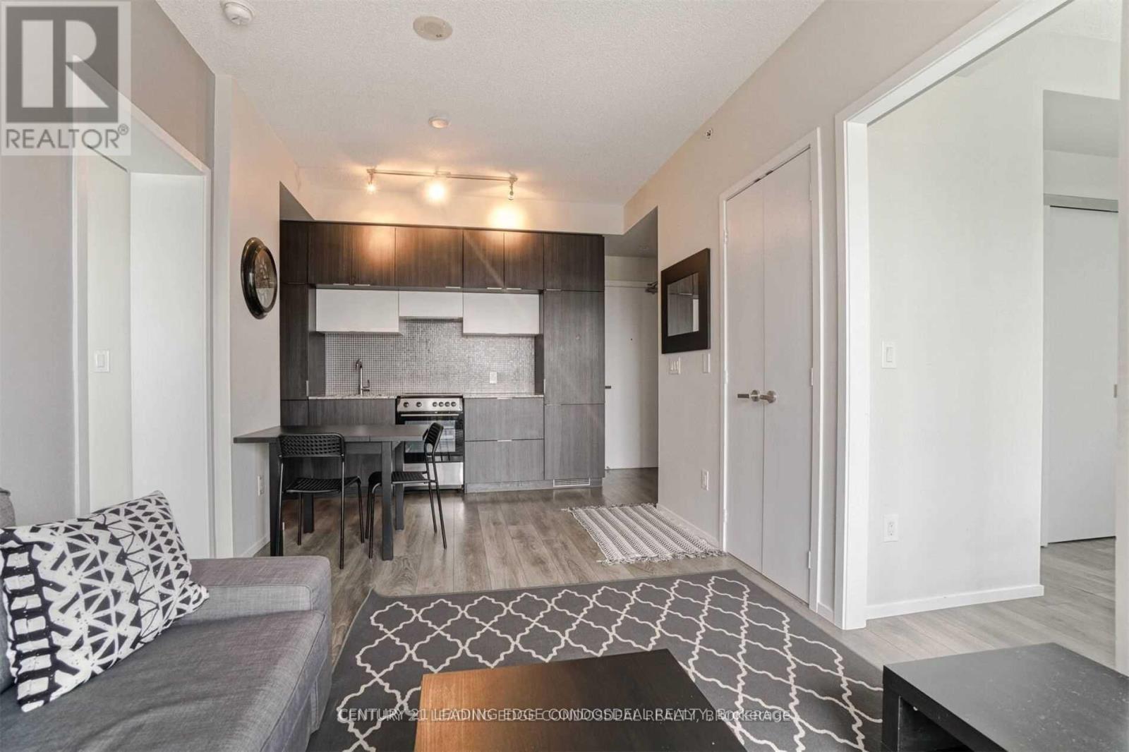 3408 - 159 Dundas Street E, Toronto, ON - Indoor Photo Showing Living Room