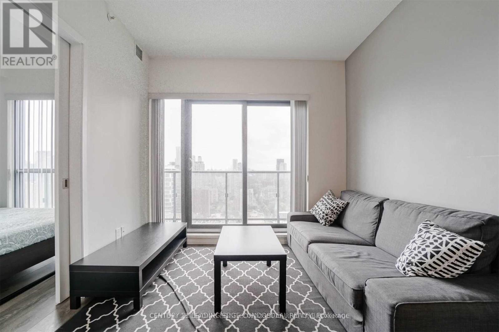 3408 - 159 Dundas Street E, Toronto, ON - Indoor Photo Showing Living Room