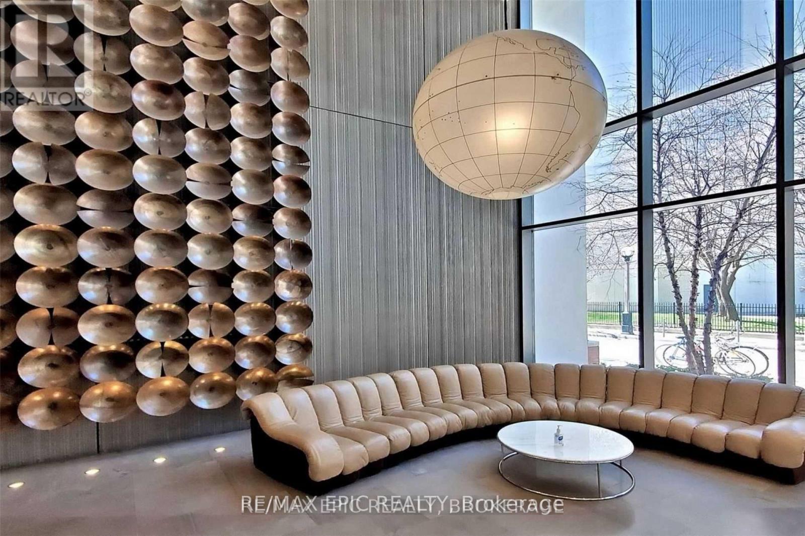 2703 - 75 St Nicholas Street, Toronto, ON - Indoor