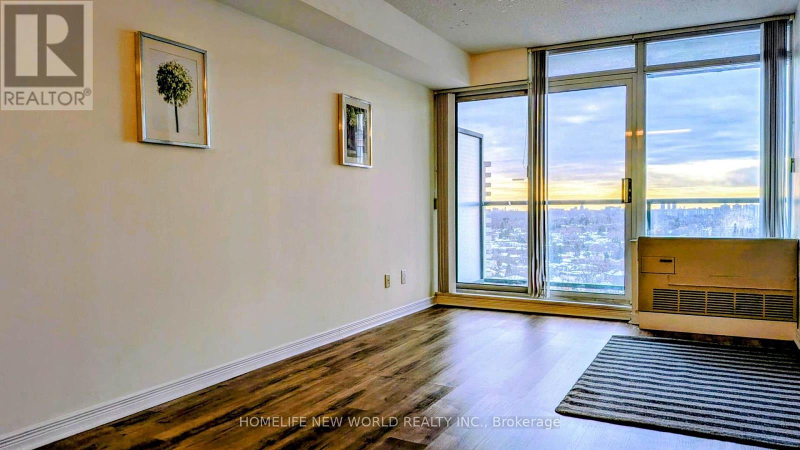 1607 - 5500 Yonge Street, Toronto, ON - Indoor Photo Showing Other Room