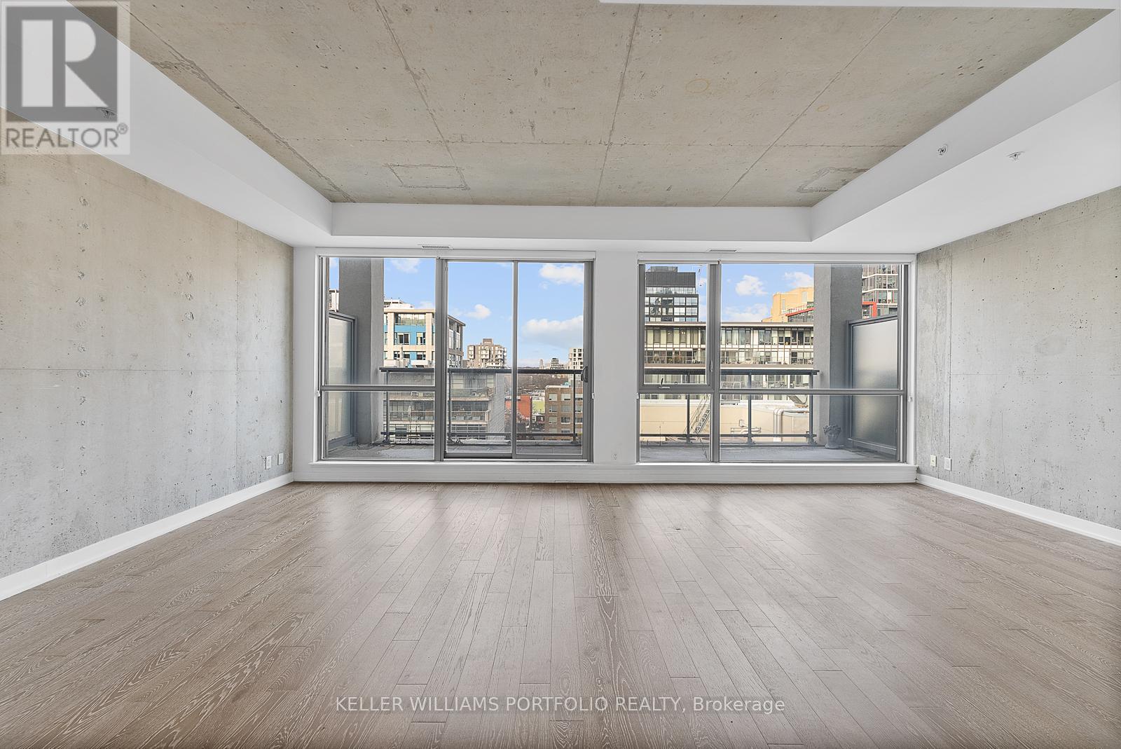 Ph07 - 39 Brant Street, Toronto, ON - Indoor