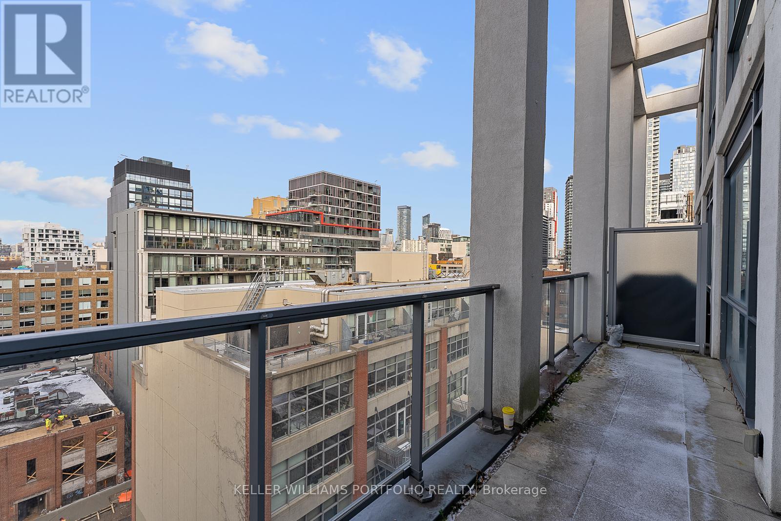 Ph07 - 39 Brant Street, Toronto, ON - Outdoor