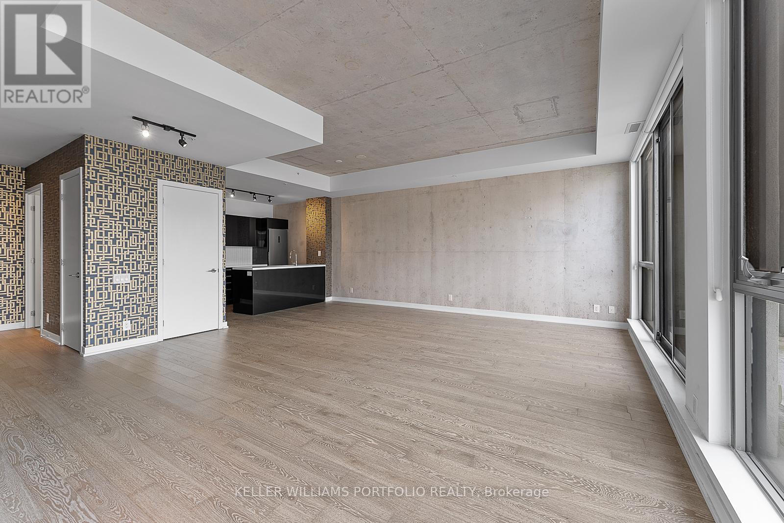 Ph07 - 39 Brant Street, Toronto, ON - Photo Showing Other Room