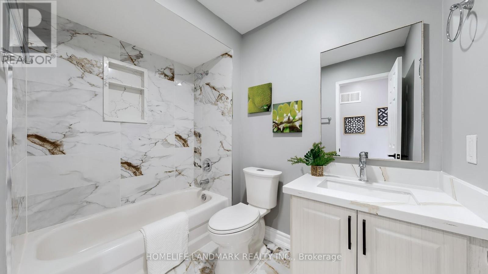 942 Port Union Road, Toronto, ON - Indoor Photo Showing Bathroom