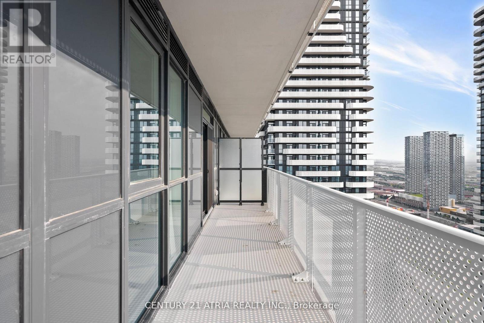 4702 - 195 Commerce Street, Vaughan, ON - Outdoor With Balcony