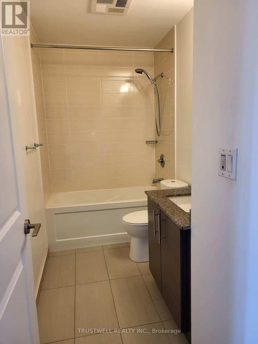 717 - 277 South Park Road, Markham, ON - Indoor Photo Showing Bathroom