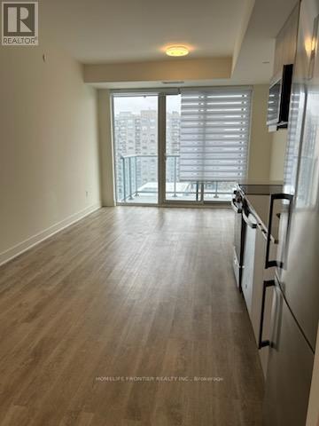 911 - 185 Deerfield Road, Newmarket, ON - Indoor