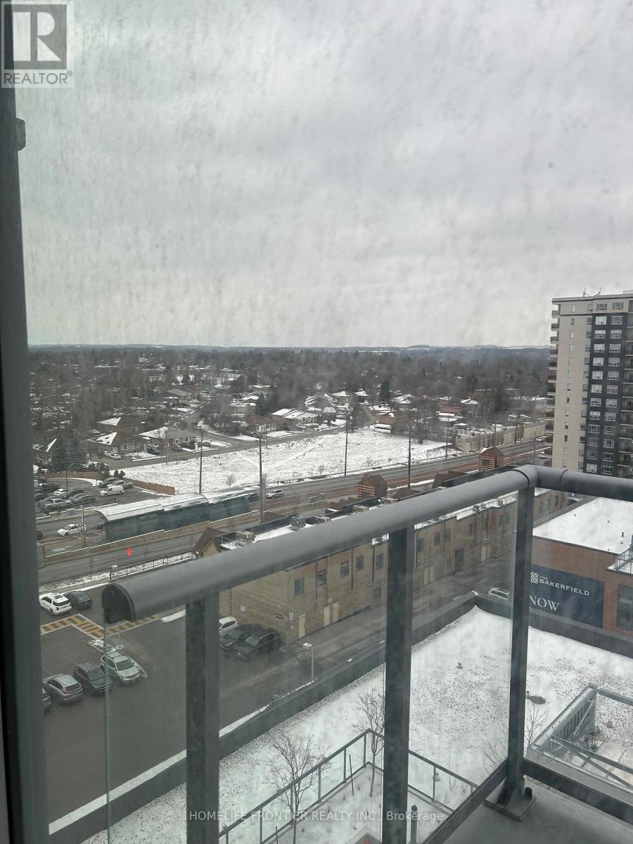 911 - 185 Deerfield Road, Newmarket, ON - Outdoor With View