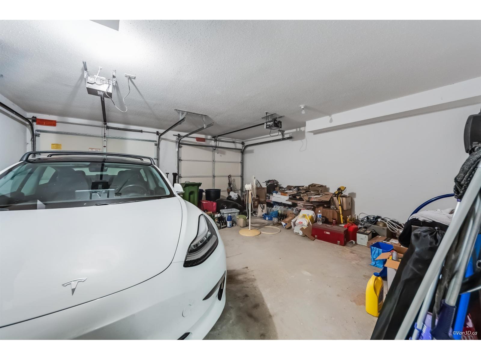 7 9140 Hazel Street|Chilliwack Proper East, Chilliwack, BC - Indoor Photo Showing Garage