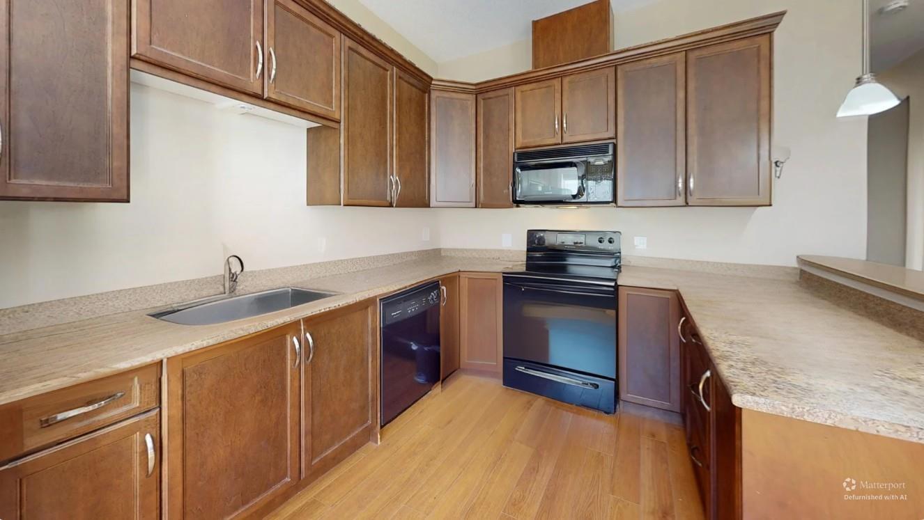7 9140 Hazel Street|Chilliwack Proper East, Chilliwack, BC - Indoor Photo Showing Kitchen