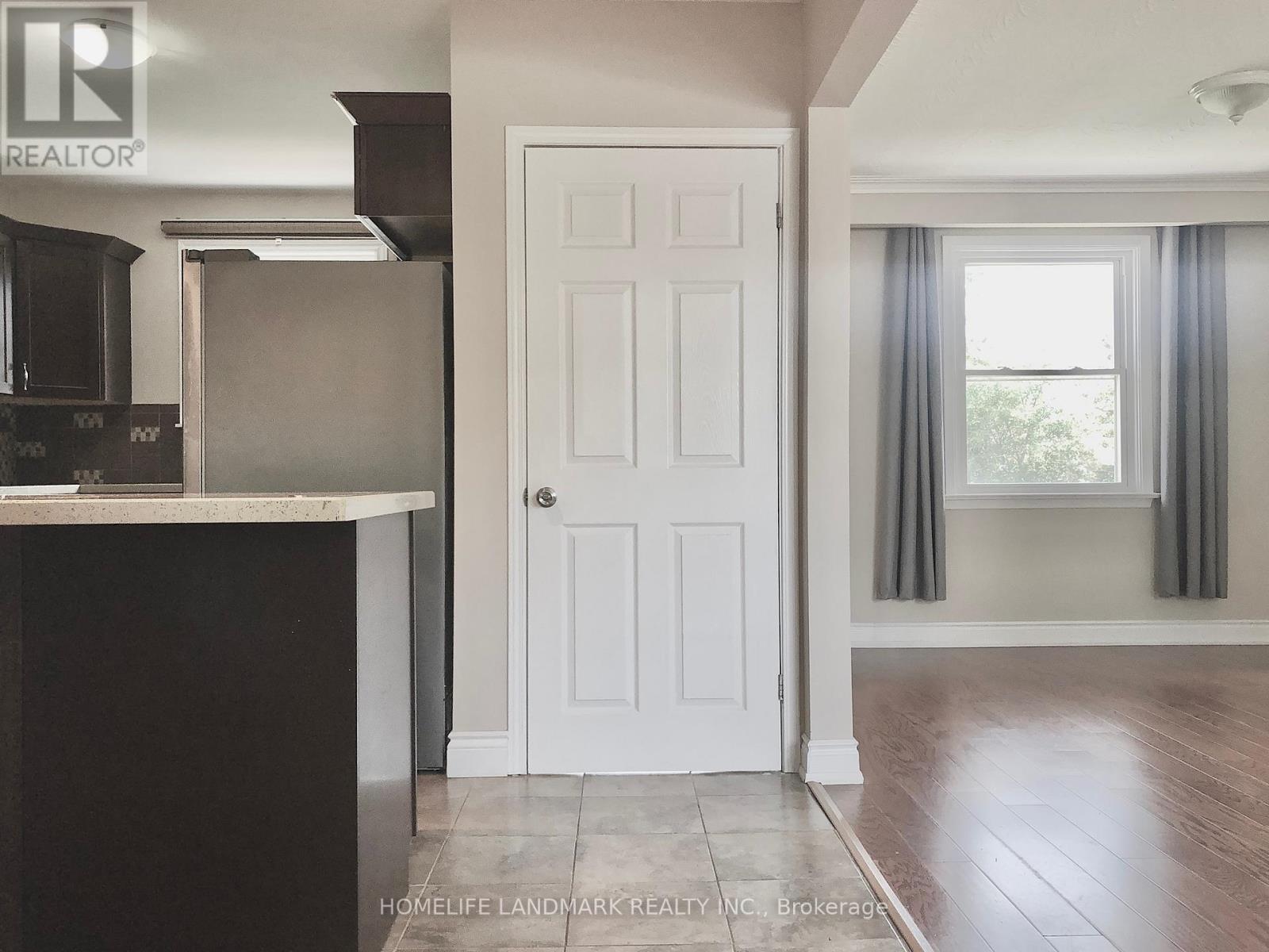 Main - 529 Third Line, Oakville, ON - Indoor Photo Showing Other Room