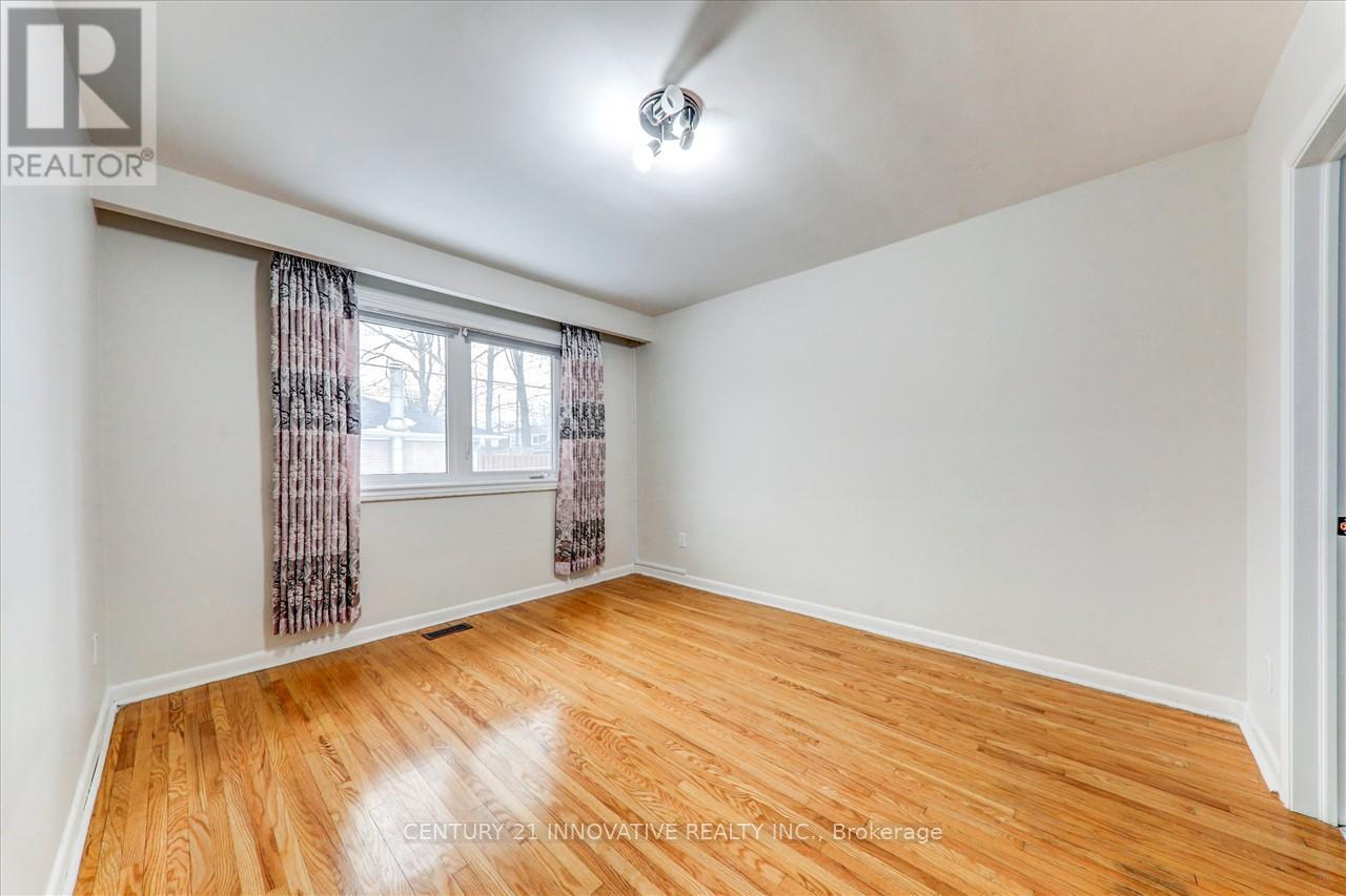 Main - 359 Rathburn Road, Toronto, ON - Indoor Photo Showing Other Room