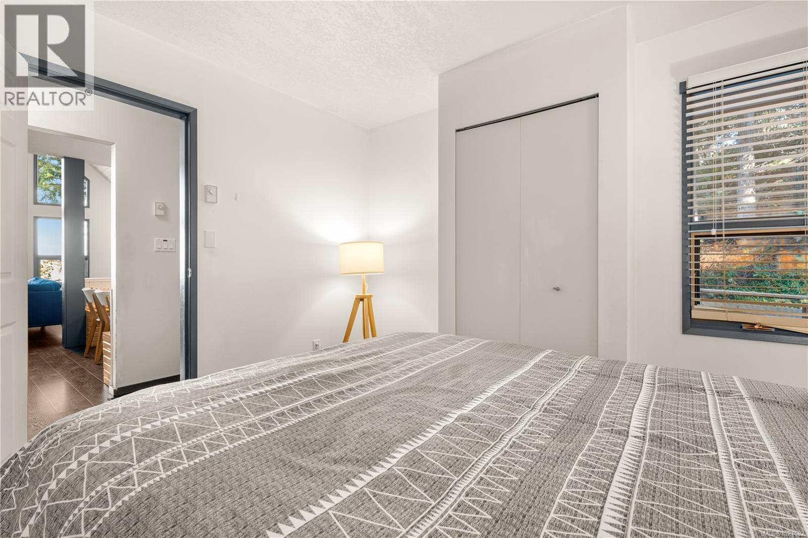 5030 Lost Lake Rd, Nanaimo, BC - Indoor Photo Showing Bedroom