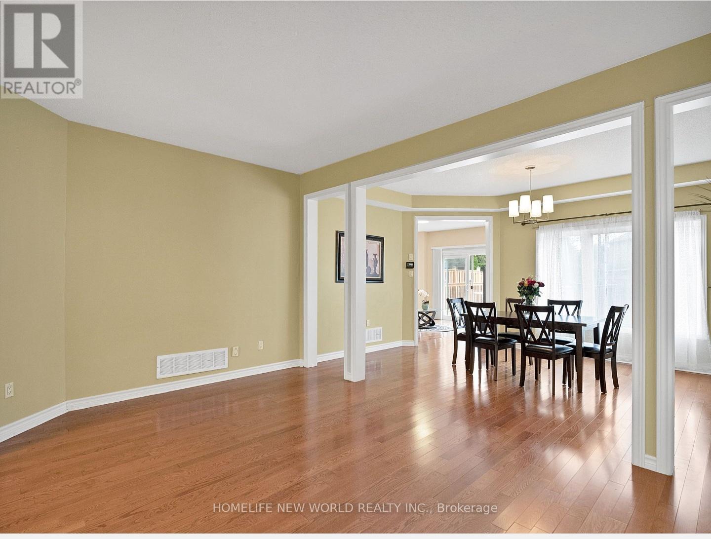 Main - 42 Cedarhurst Drive, Richmond Hill, ON - Indoor Photo Showing Dining Room