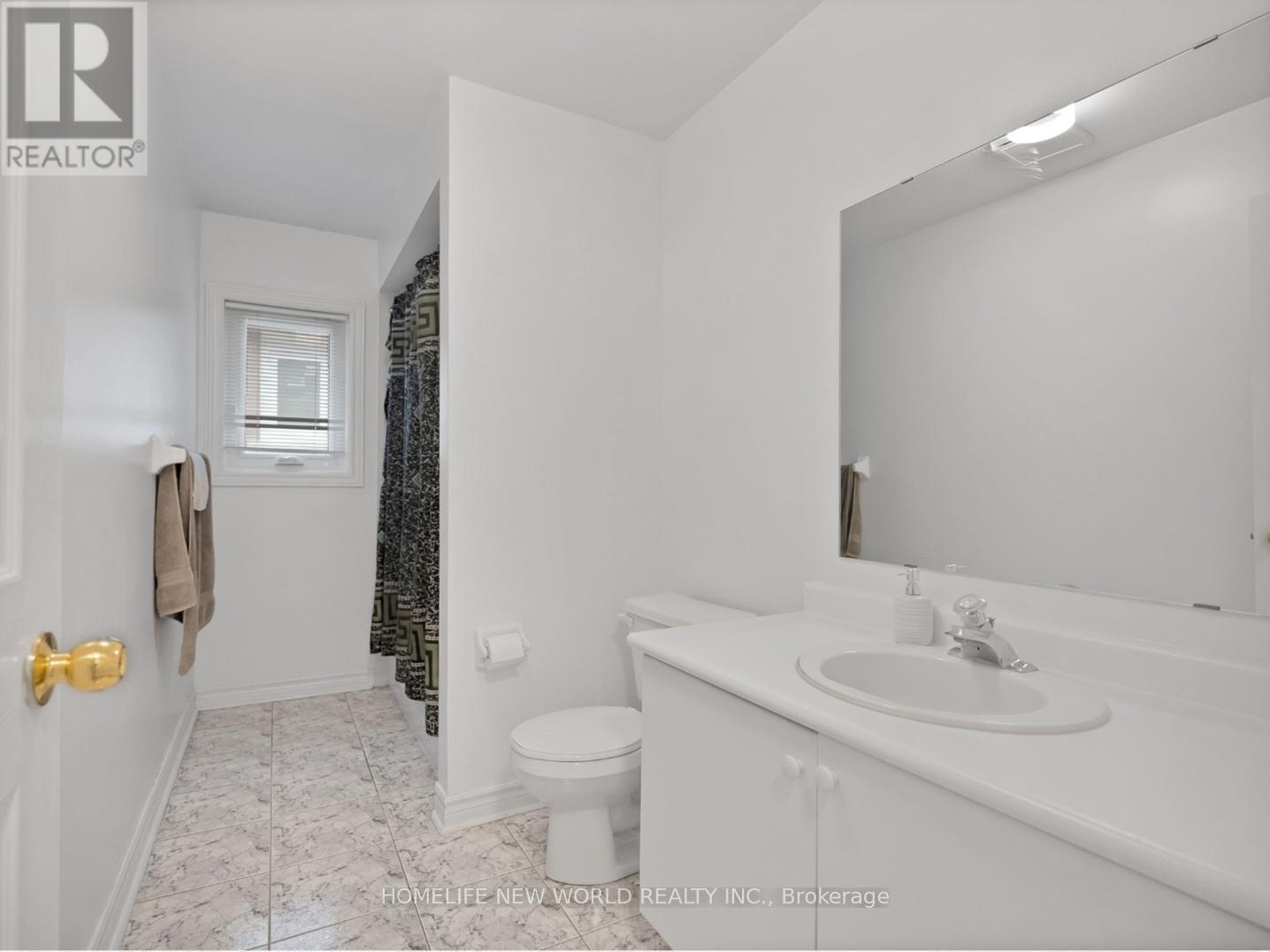 Main - 42 Cedarhurst Drive, Richmond Hill, ON - Indoor Photo Showing Bathroom
