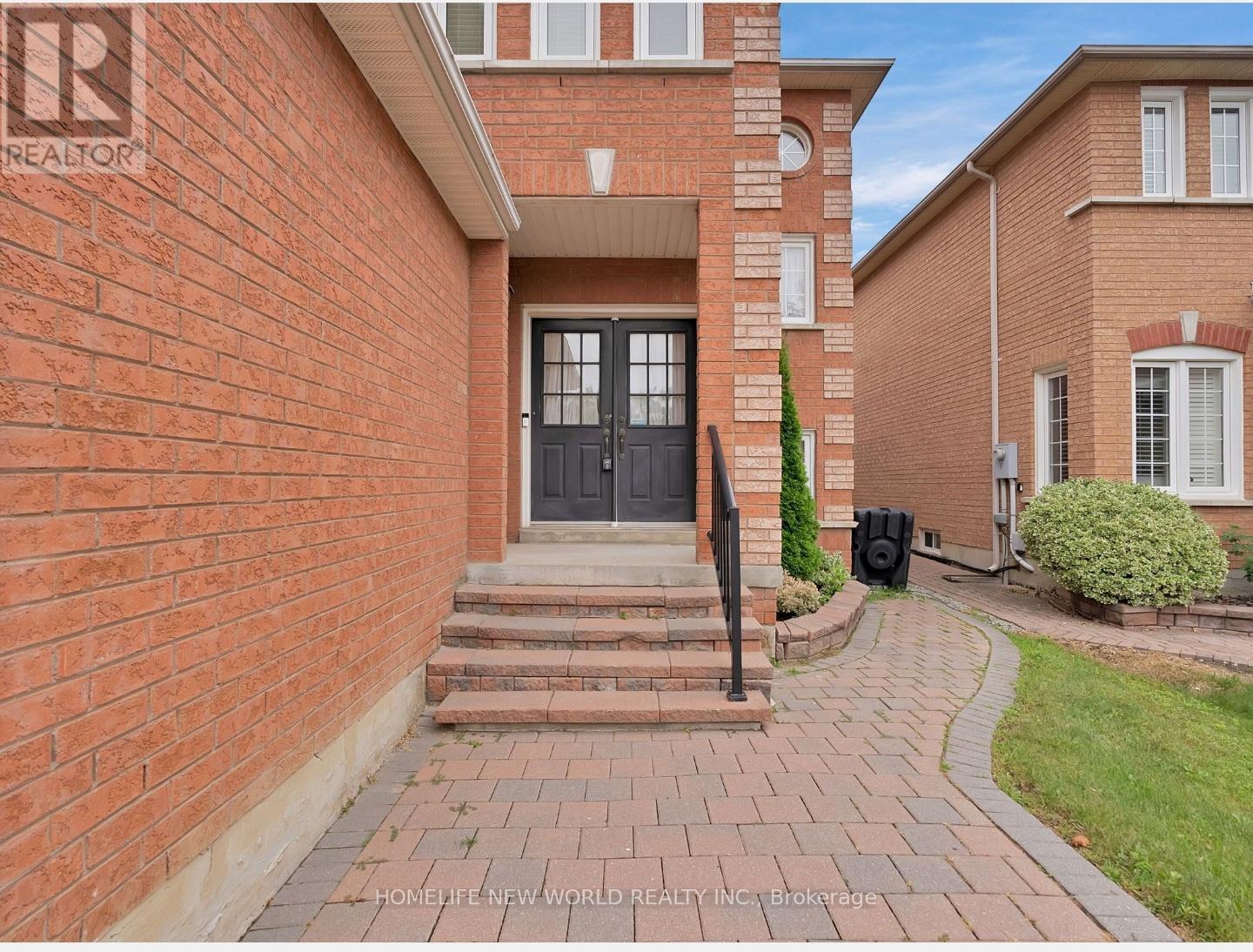 Main - 42 Cedarhurst Drive, Richmond Hill, ON - Outdoor