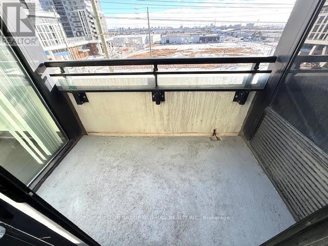 510 - 2900 Highway 7, Vaughan, ON - Outdoor